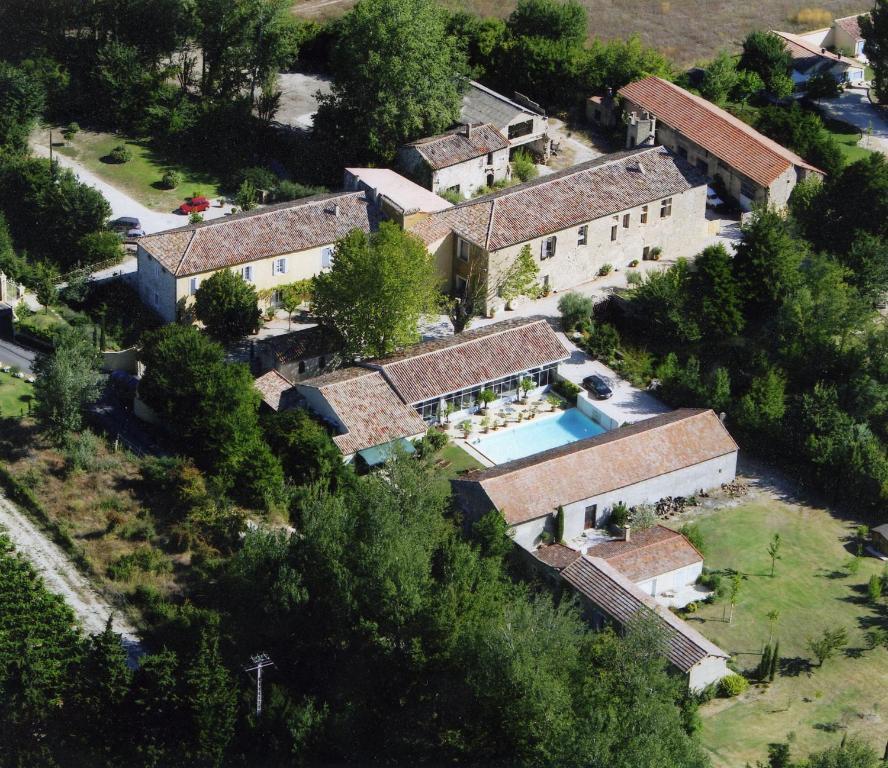 Domaine De Blanche Fleur Hotel Châteauneuf-de-Gadagne Exterior foto